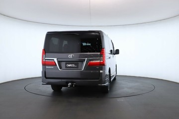 https://vehicle-cdn.autoleague.cloud/30675_61039895_14.jpg