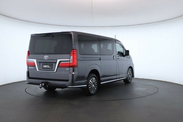 https://vehicle-cdn.autoleague.cloud/30675_61039895_17.jpg