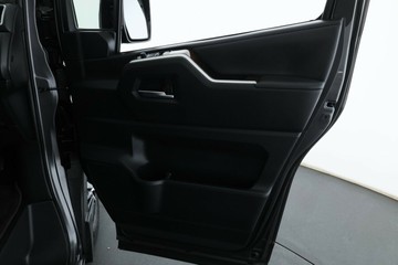 https://vehicle-cdn.autoleague.cloud/30675_61039895_18.jpg