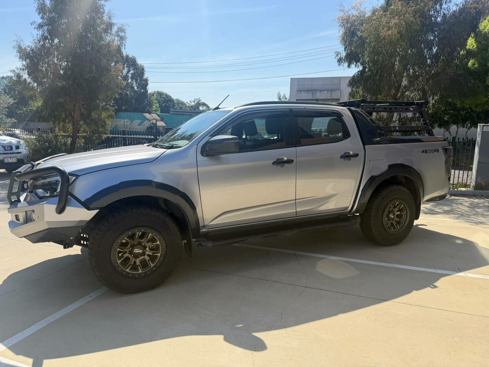 Isuzu D-max image 4