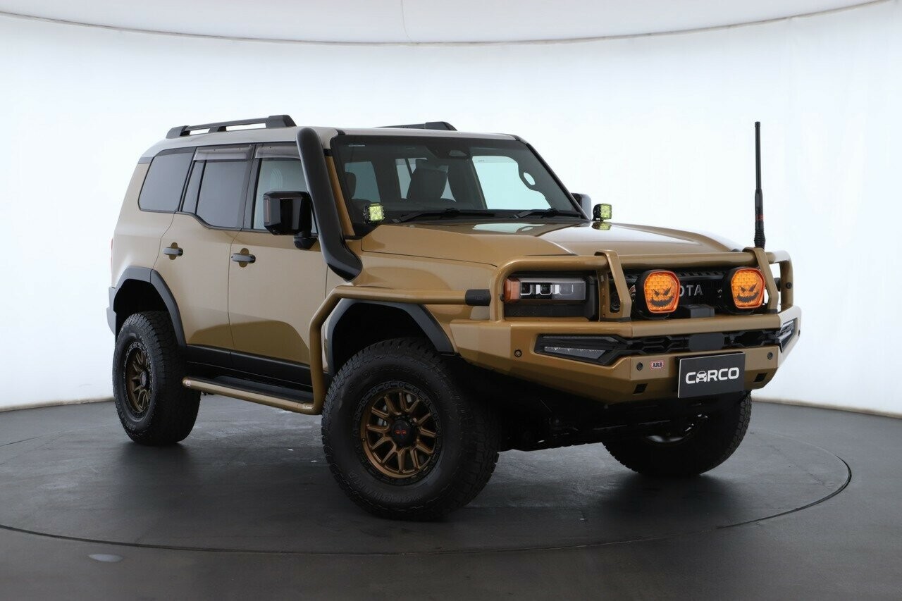 Toyota Landcruiser Prado image 1