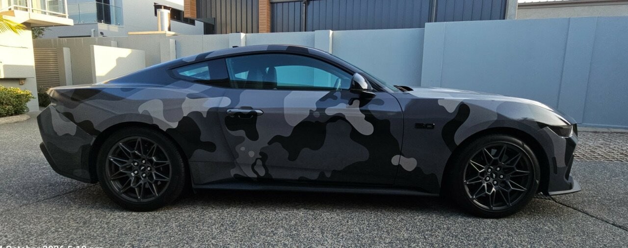 Ford Mustang image 4