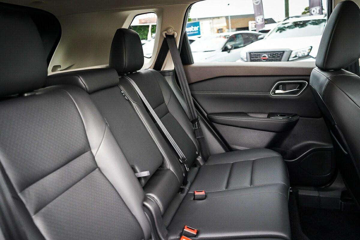 Nissan X-trail image 4