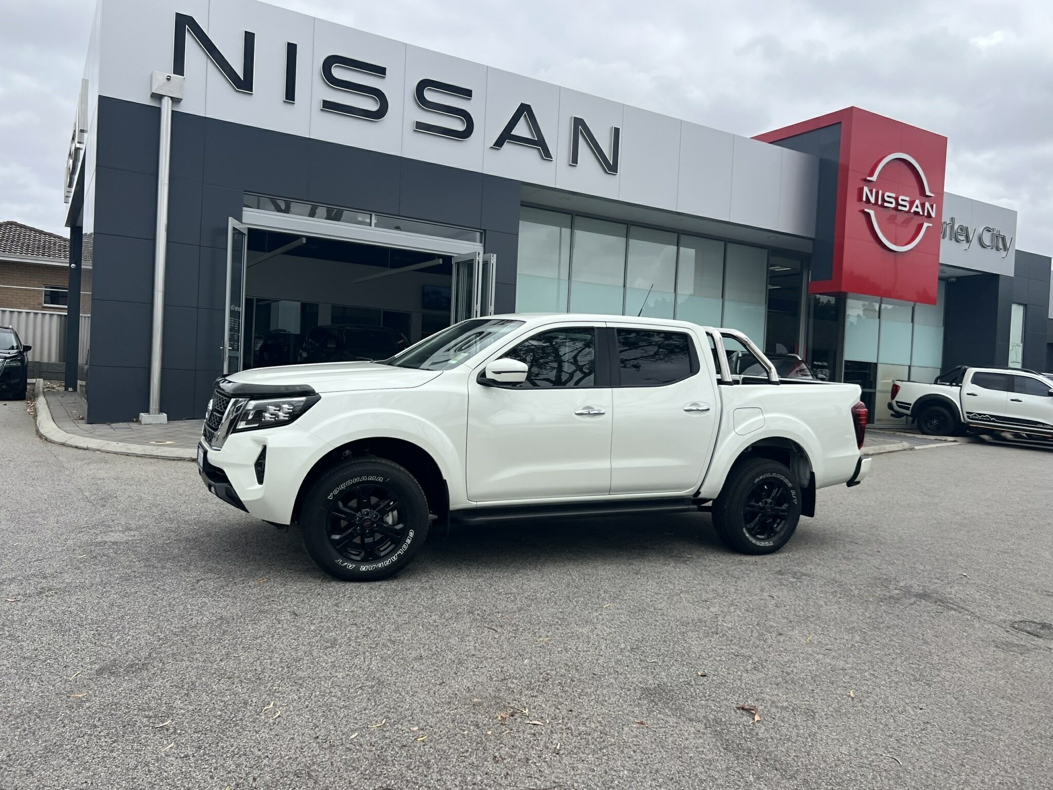 Nissan Navara image 3