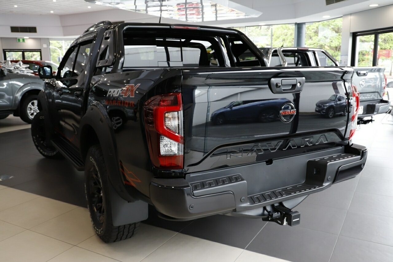 Nissan Navara image 3