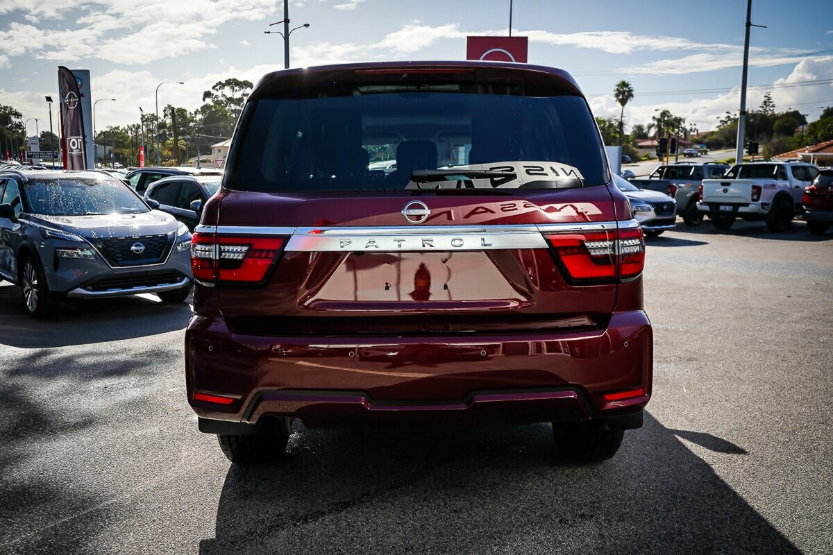 Nissan Patrol image 3