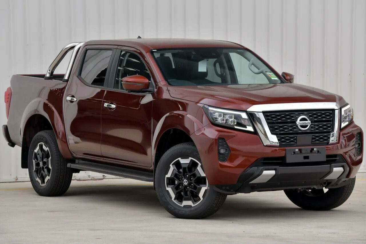 Nissan Navara image 1