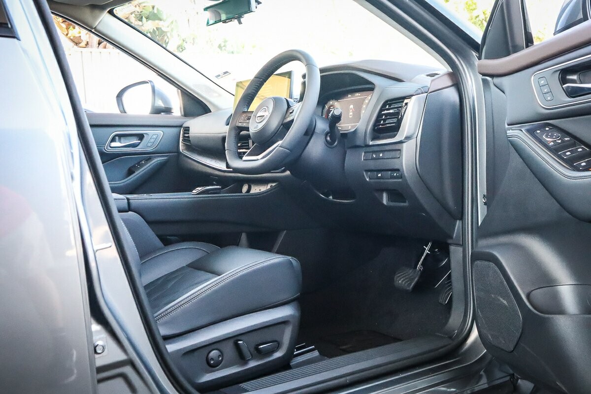 Nissan X-trail image 3