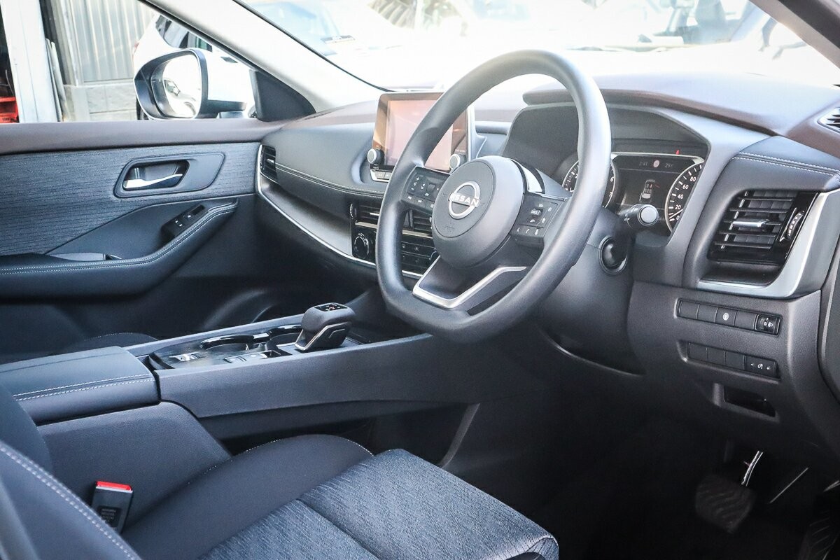Nissan X-trail image 4