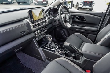 https://vehicle-cdn.autoleague.cloud/30739_2986892_25.jpg