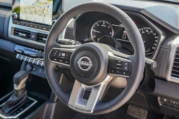 https://vehicle-cdn.autoleague.cloud/30739_2986904_23.jpg