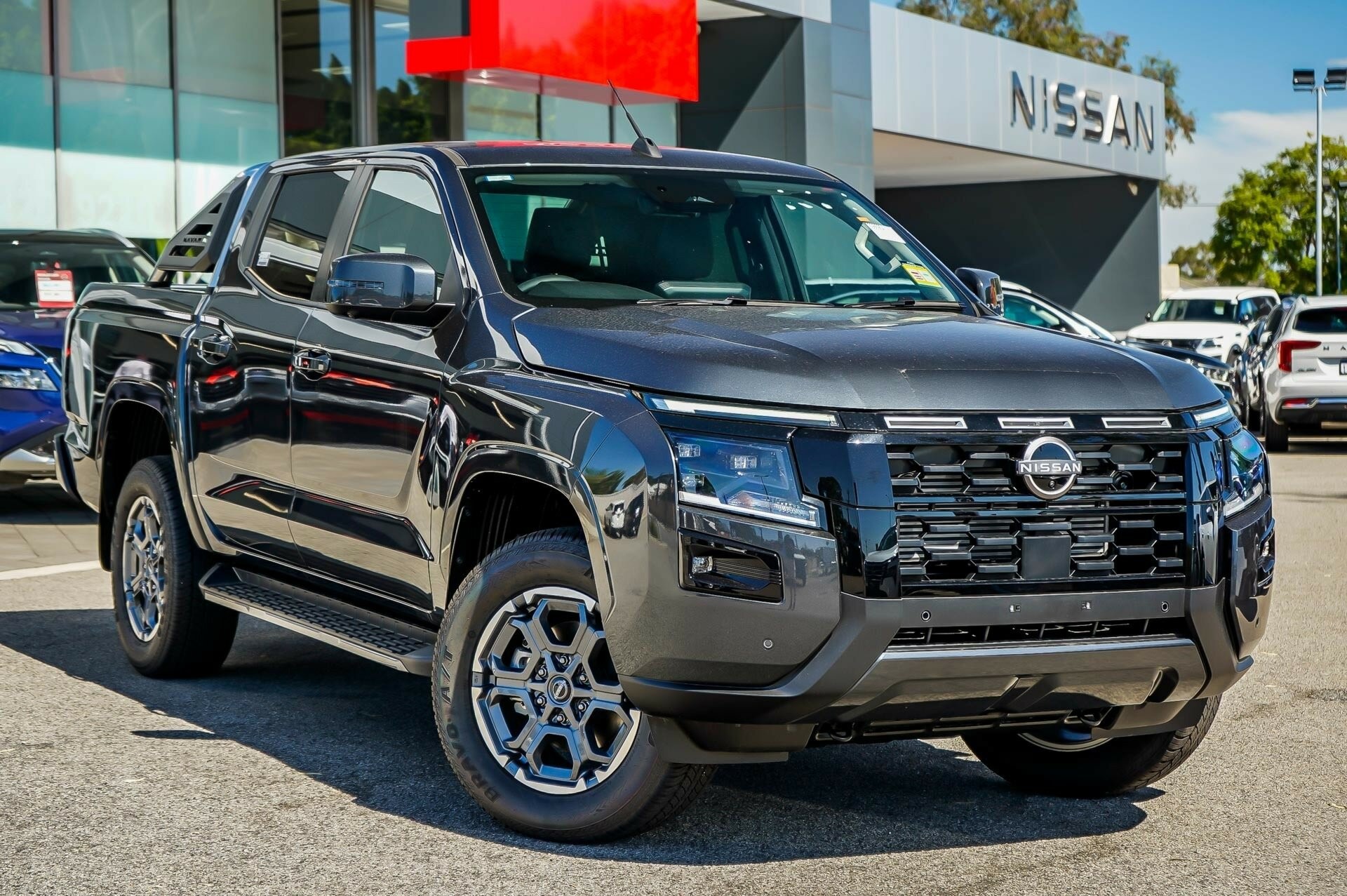 Nissan Navara image 3