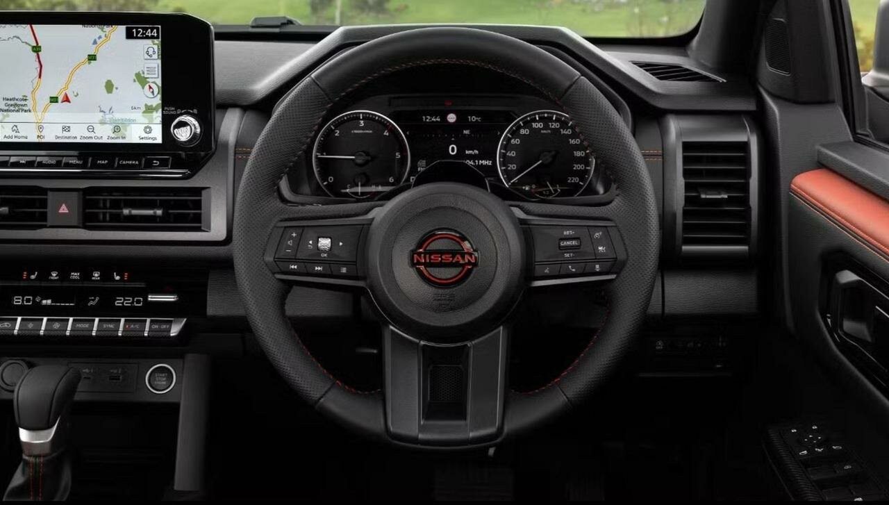 Nissan D27 image 2