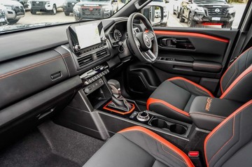 https://vehicle-cdn.autoleague.cloud/30739_2986971_26.jpg