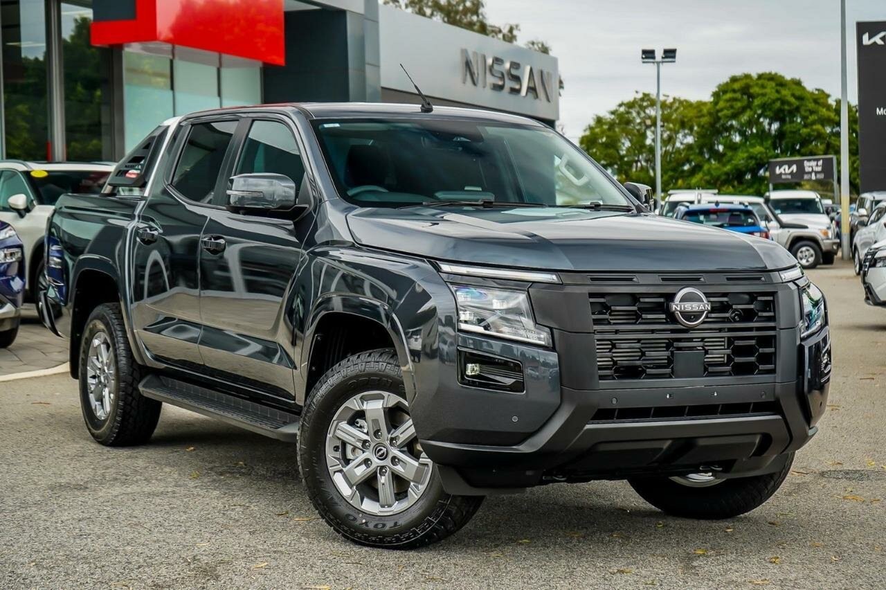 Nissan Navara image 1
