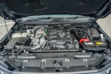 https://vehicle-cdn.autoleague.cloud/30739_2994893_15.jpg