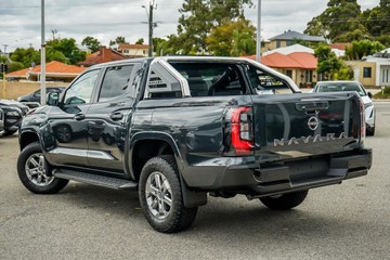 https://vehicle-cdn.autoleague.cloud/30739_2994893_5.jpg