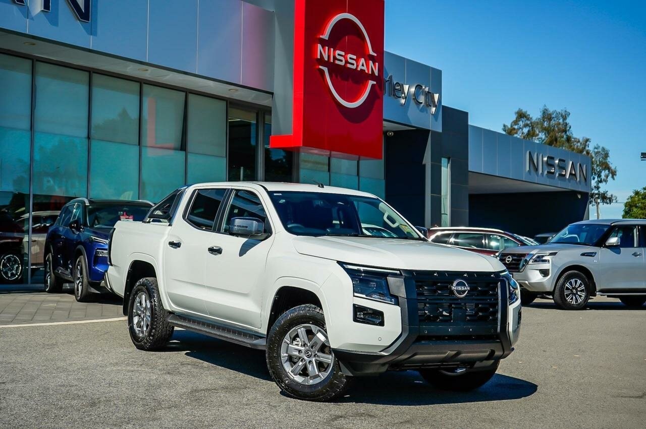 Nissan D27 image 2