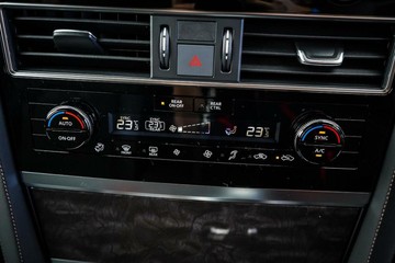 https://vehicle-cdn.autoleague.cloud/30739_3000762_18.jpg