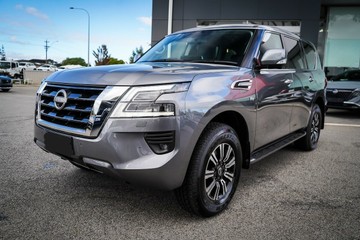 https://vehicle-cdn.autoleague.cloud/30739_3000920_29.jpg