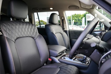 https://vehicle-cdn.autoleague.cloud/30739_3000920_5.jpg