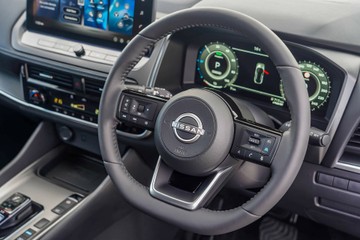 https://vehicle-cdn.autoleague.cloud/30739_3003275_21.jpg