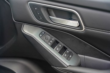 https://vehicle-cdn.autoleague.cloud/30739_3003275_22.jpg