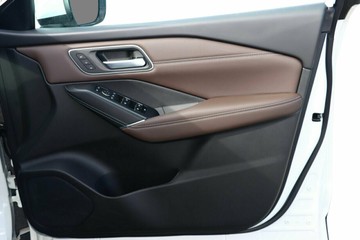 https://vehicle-cdn.autoleague.cloud/30739_3003275_5.jpg
