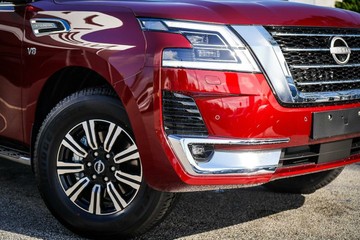 https://vehicle-cdn.autoleague.cloud/30739_3017090_5.jpg