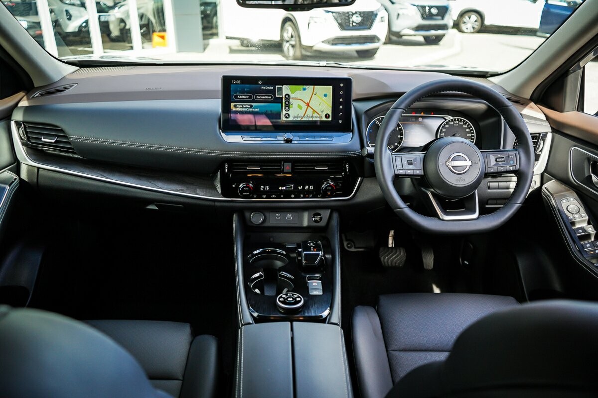 Nissan X-trail image 3