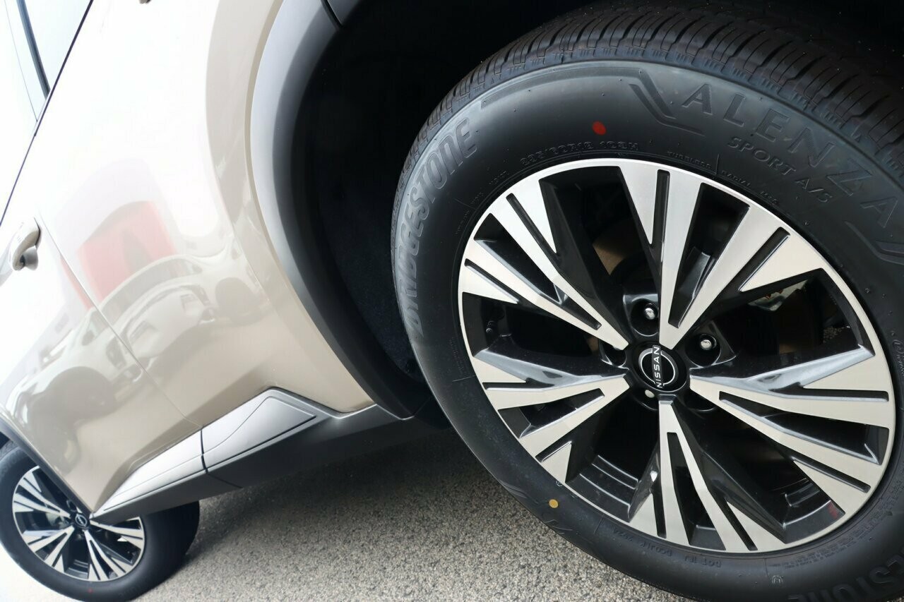 Nissan X-trail image 4