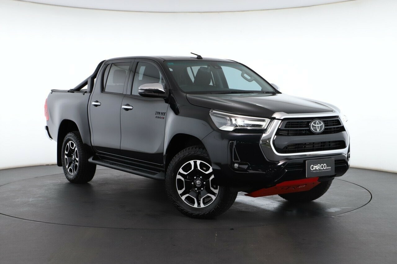 Toyota Hilux image 1