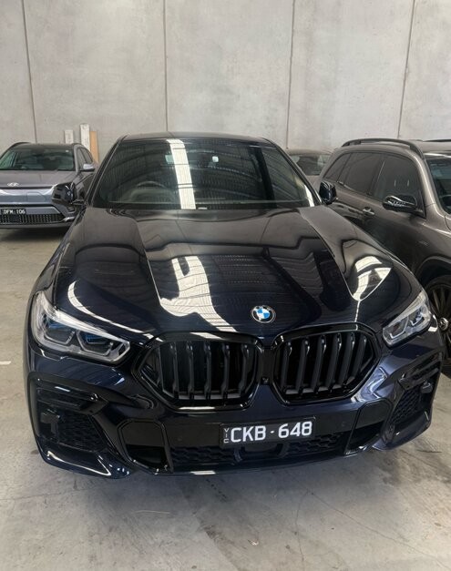 BMW X6 image 2