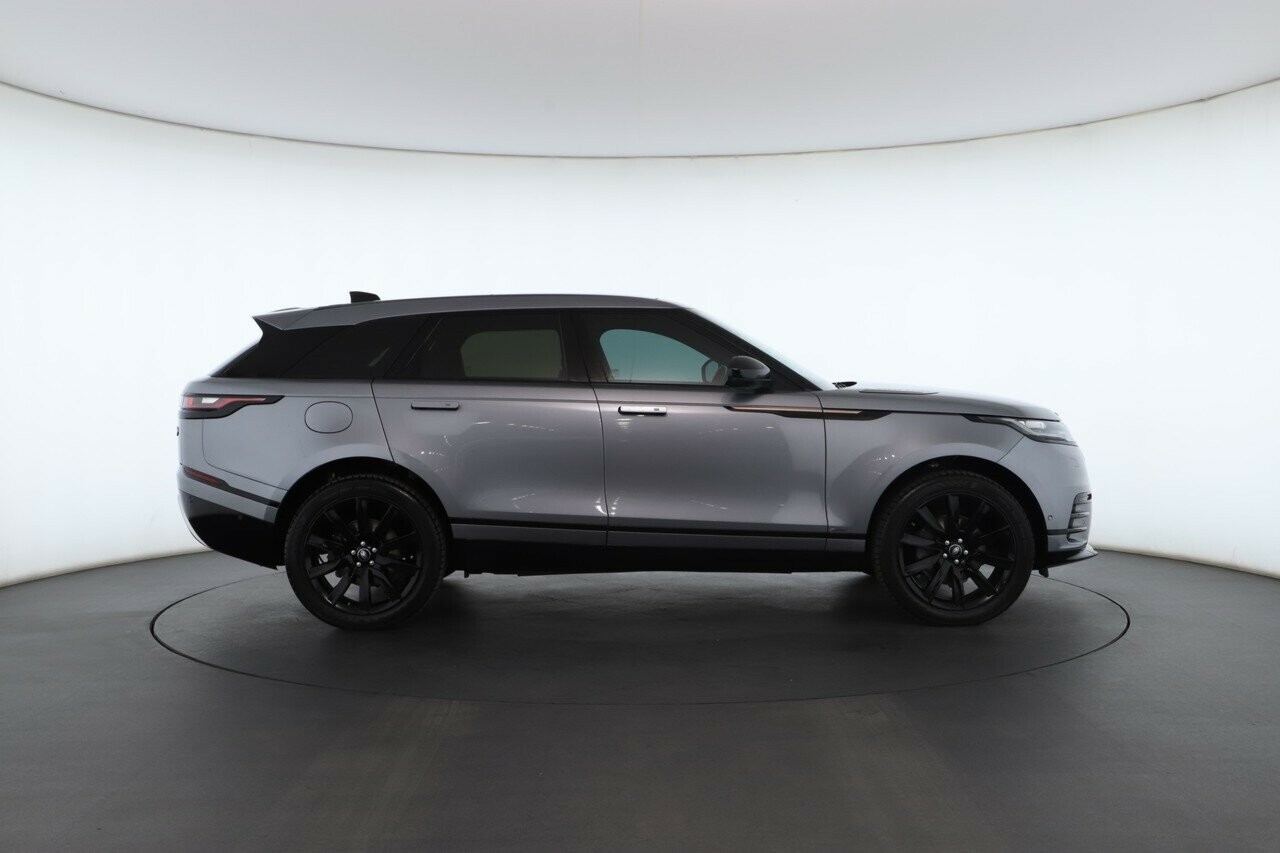 Land Rover Range Rover Velar image 3