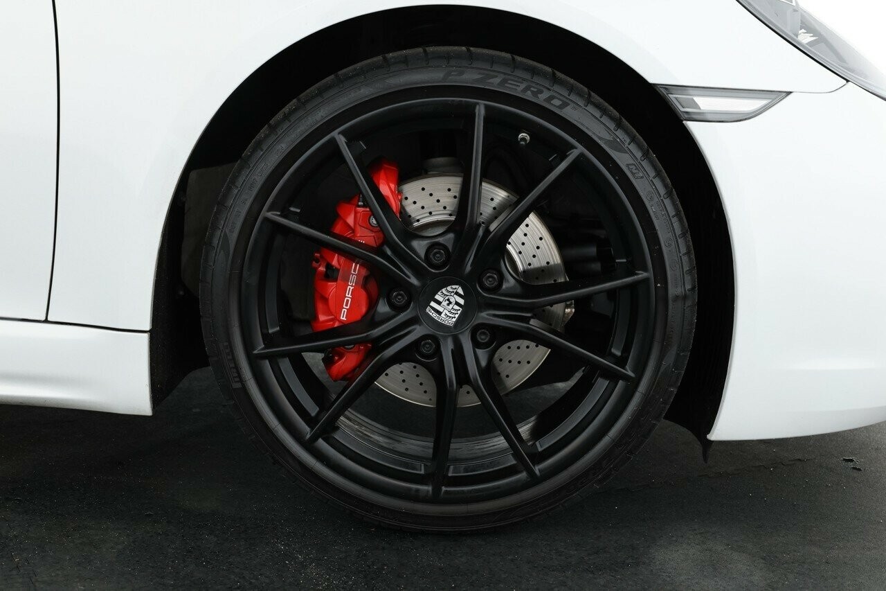 Porsche 718 image 4