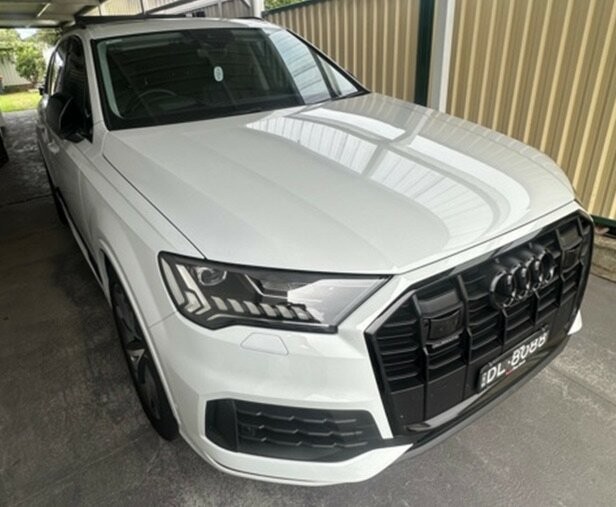 Audi Q7 image 1
