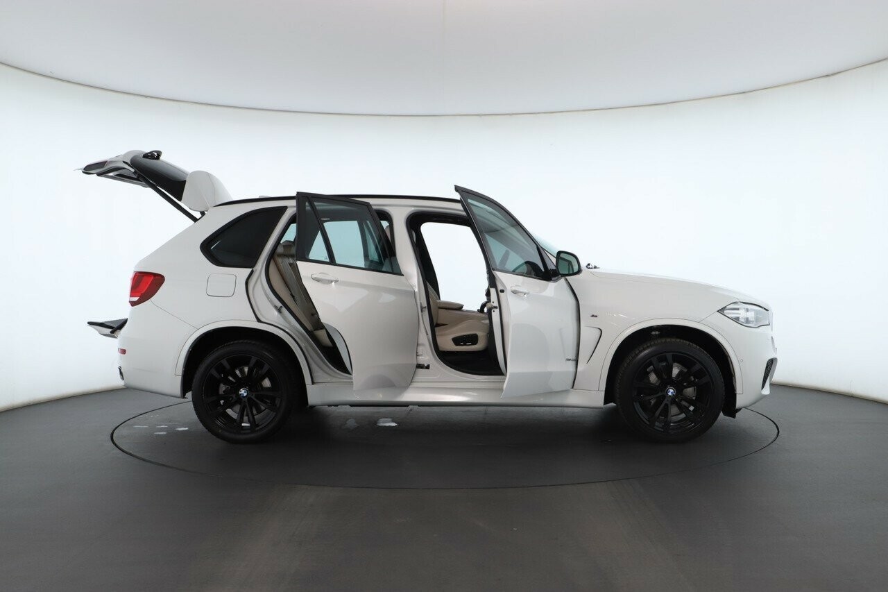 BMW X5 image 2