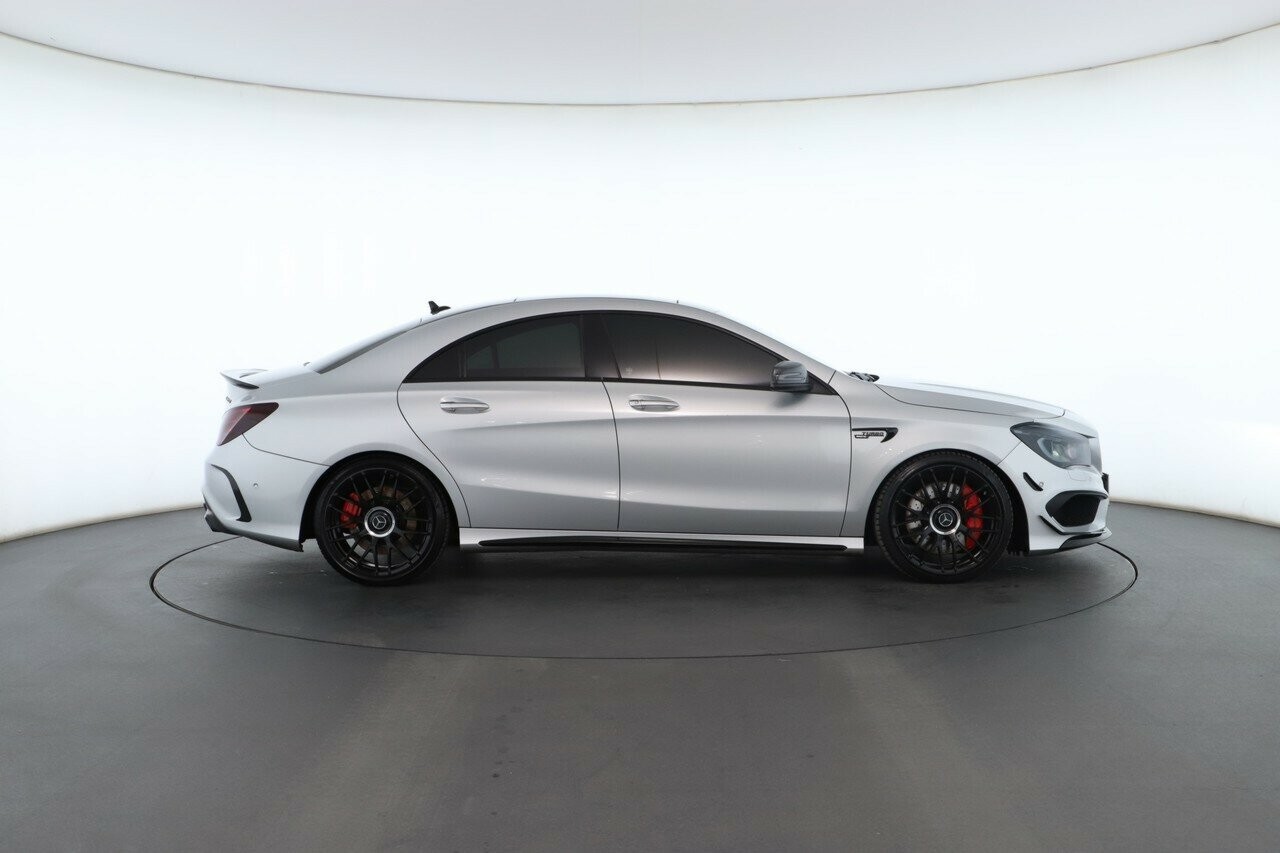 Mercedes Benz Cla-class image 2