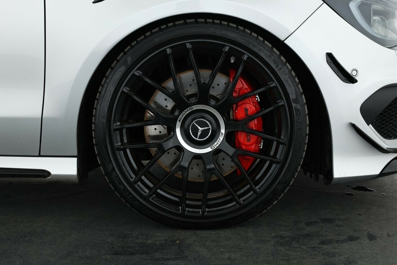 Mercedes Benz Cla-class image 3