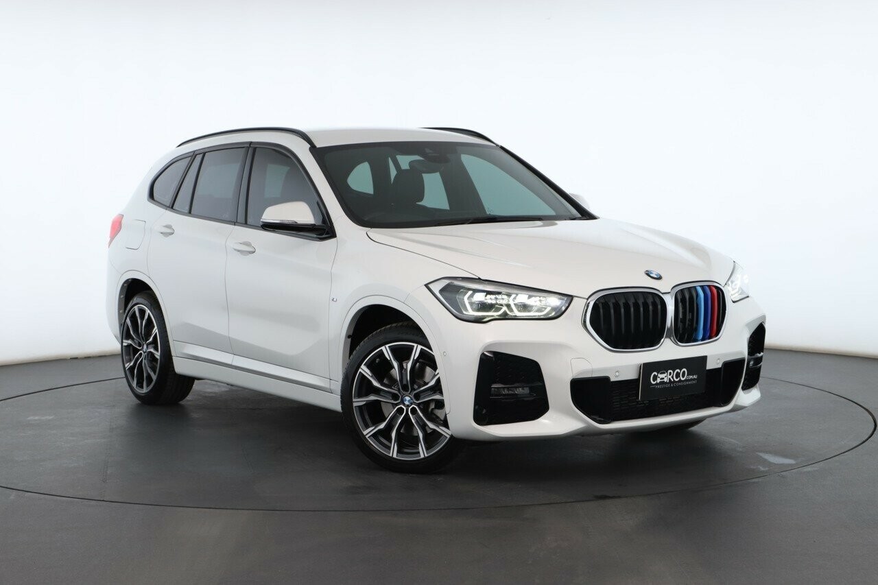 BMW X1 image 1
