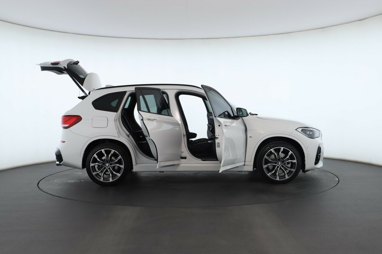 BMW X1 image 3