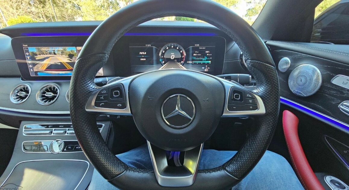 Mercedes Benz E-class image 2