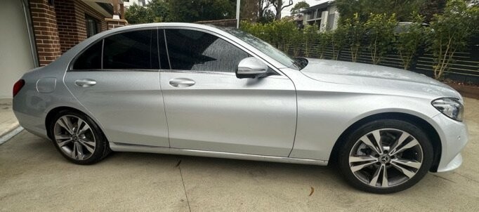 Mercedes Benz C-class image 3