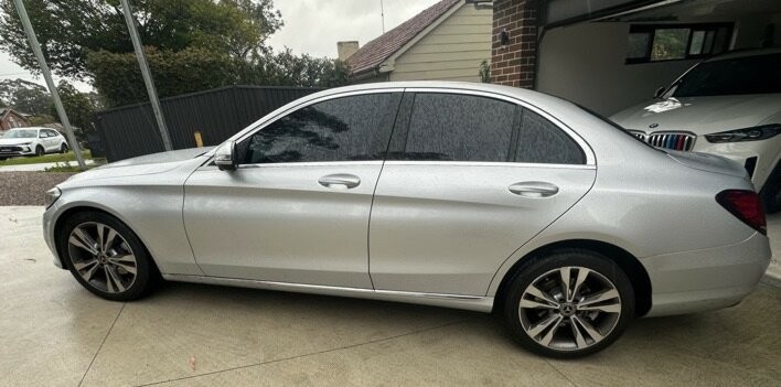 Mercedes Benz C-class image 4