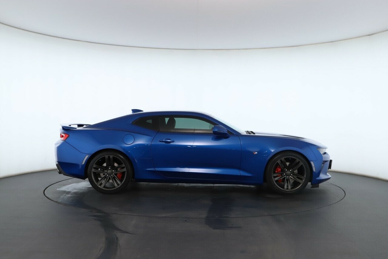 Chevrolet Camaro image 3