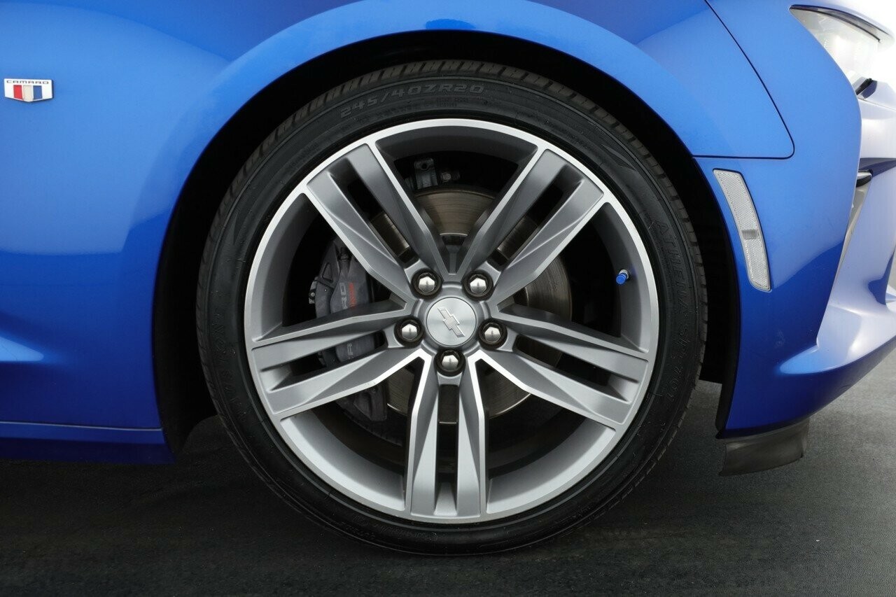 Chevrolet Camaro image 4