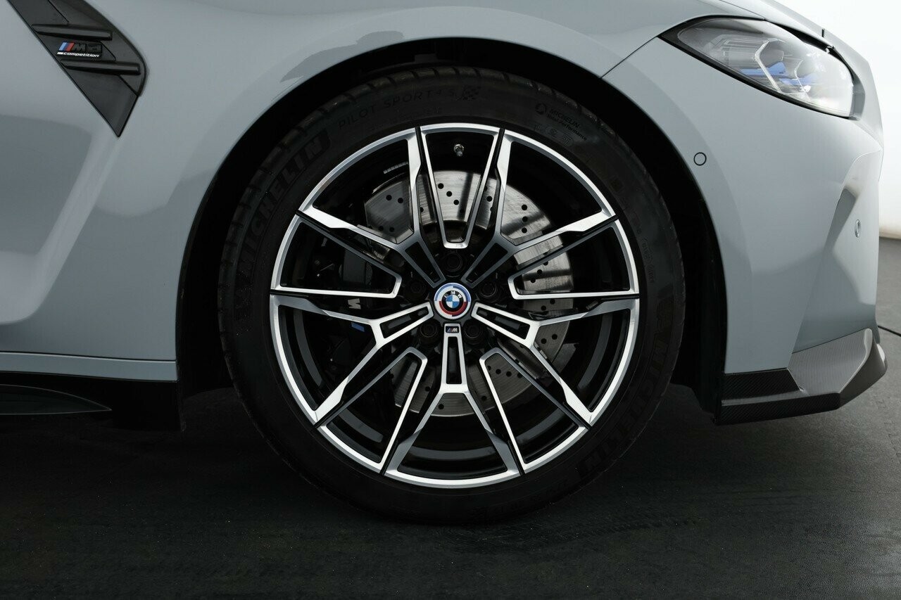 BMW M3 image 4