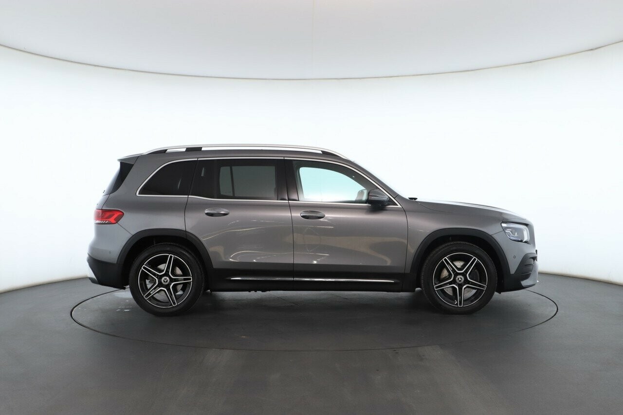 Mercedes Benz Glb-class image 2