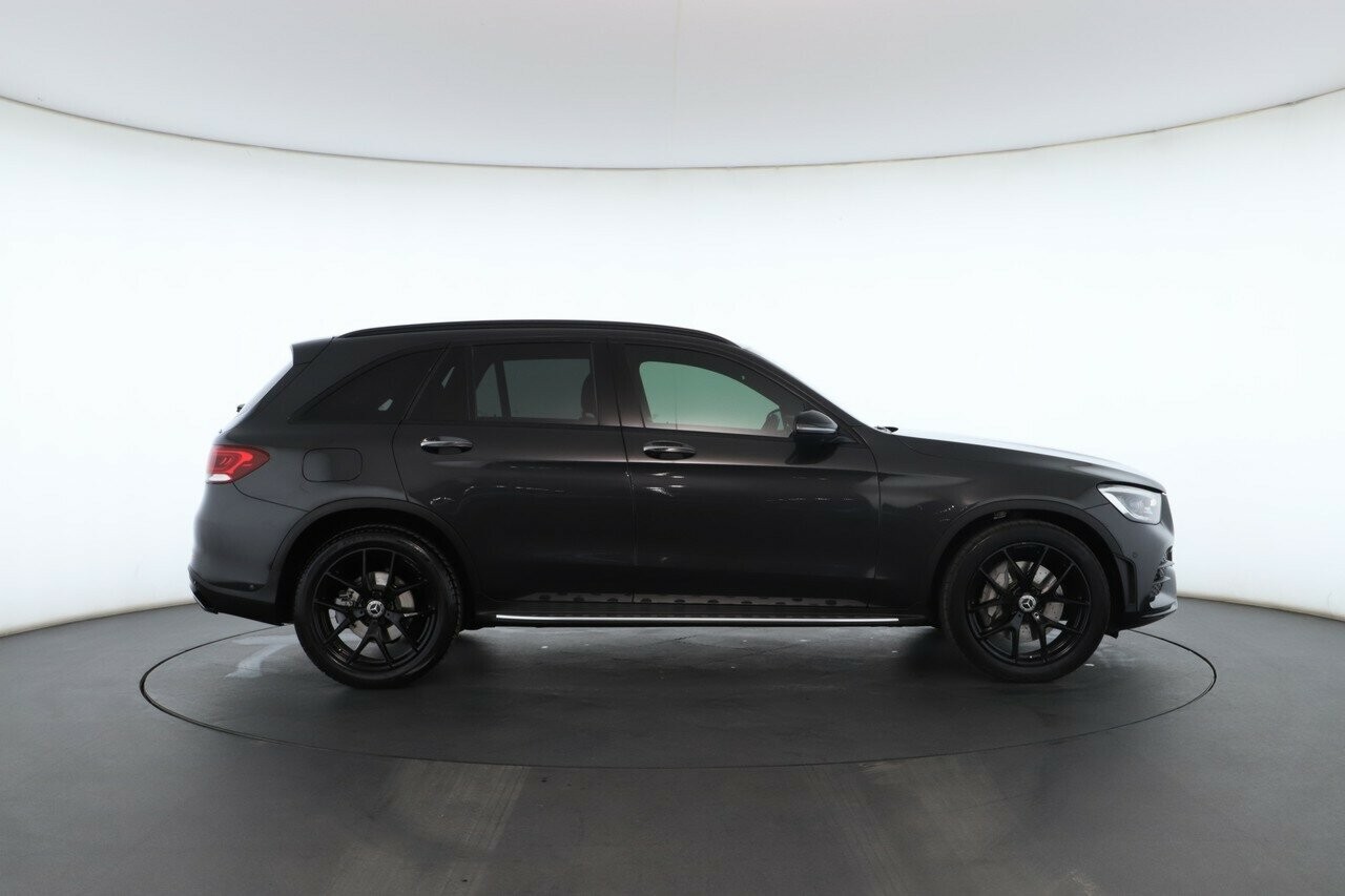 Mercedes Benz Glc-class image 3