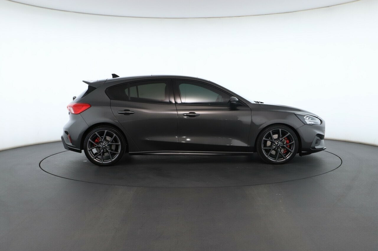 Ford Focus image 3